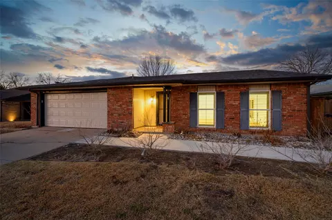 4125 Hawthorn Ln, Fort Worth, TX 76137