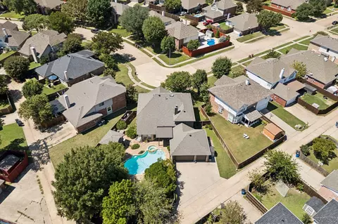 823 Patricia Dr, Allen, TX 75002