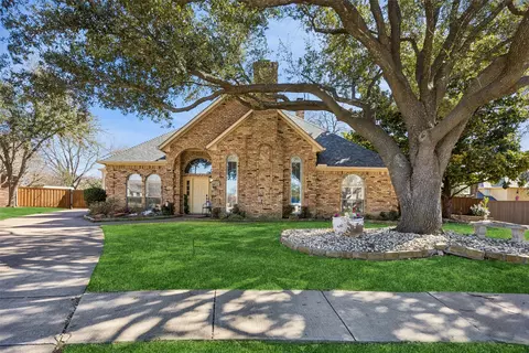 6502 Barclay Ln, Garland, TX 75044