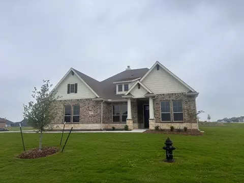 104 Snowy Owl Trl, New Fairview, TX 76078