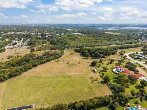 8317 Marys Creek Dr, Benbrook, TX 76116
