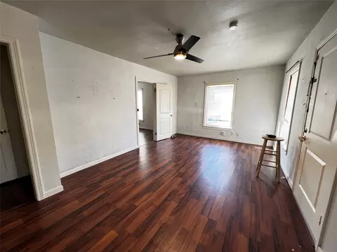 612 E Gandy St, Denison, TX 75021 photo 3