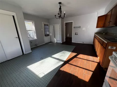 612 E Gandy St, Denison, TX 75021 photo 6