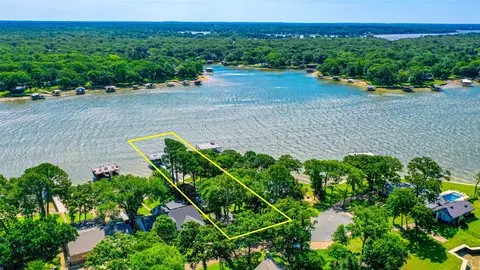 113 Crestwood Cir, Enchanted Oaks, TX 75156