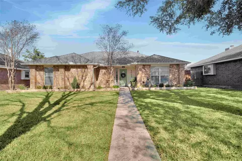 2023 Clearwater Trl, Carrollton, TX 75010