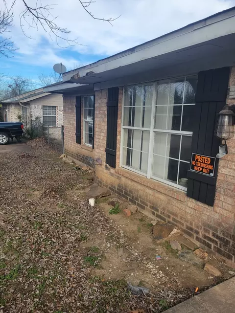 2135 40th St SE, Paris, TX 75460