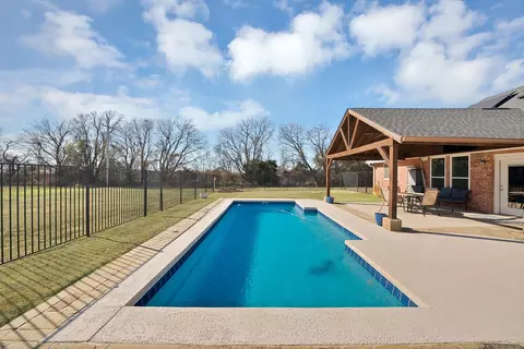 2051 Florence Dr, Princeton, TX 75407