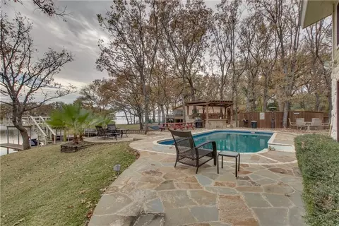 217 Shoreline Dr, Star Harbor, TX 75148