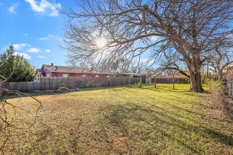 1934 Leath St, Dallas, TX 75212 photo 2