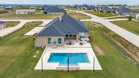 13400 Summer Moon Trl, Ponder, TX 76259