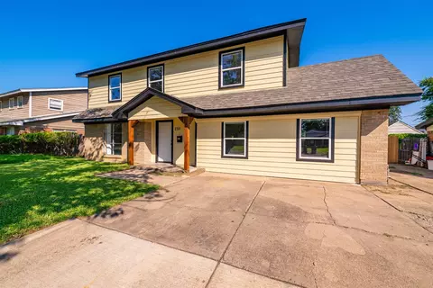 2311 E Mitchell St, Arlington, TX 76010
