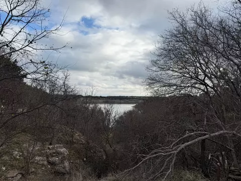 107 Cr 1608, Clifton, TX 76634