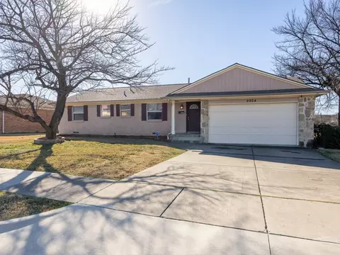 2904 Mark Twain Dr, Farmers Branch, TX 75234