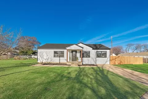2505 Poinsettia Dr, Dallas, TX 75211