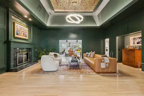 98 W Shore Pl, Richardson, TX 75080