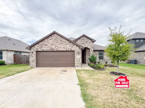 365 Paloma St, Weatherford, TX 76087