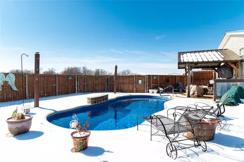 593 Chisholm Hills Dr, New Fairview, TX 76078