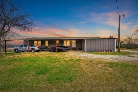 18090 Brookfield Dr, Justin, TX 76247