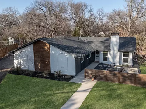 1121 Chevelly Ct, Denton, TX 76209