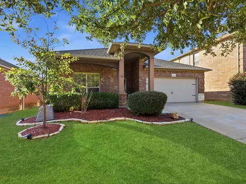 3313 Hornbeam St, Argyle, TX 76226
