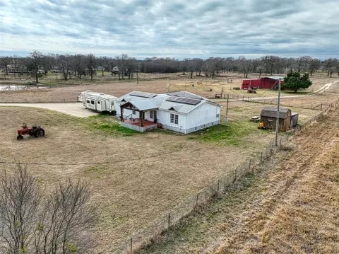408 Hcr 1414, Blum, TX 76627