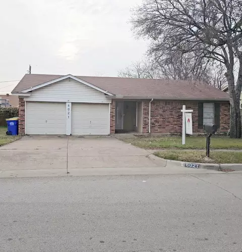 6021 Marigold Dr, Watauga, TX 76148