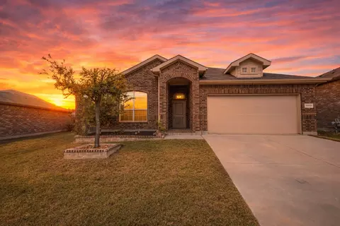 16021 Tottenhall Pass, Northlake, TX 76247