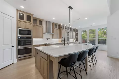 708 Bluestem Dr, Aubrey, TX 76227