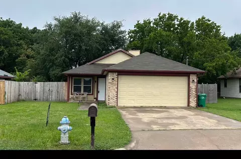 2812 Paisley St, Denton, TX 76209
