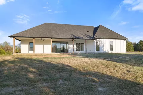 Exterior - 1265 Harrell Rd, Howe, TX 75459 photo 7 of 9