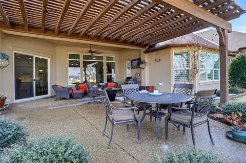 Exterior - 8700 Crestview Dr, Denton, TX 76207 photo 3 of 4