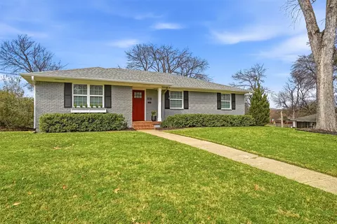 2321 Chart Dr, Dallas, TX 75228
