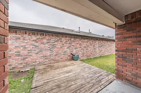 Exterior - 2123 Nectar Dr, Mesquite, TX 75149 photo 2 of 8