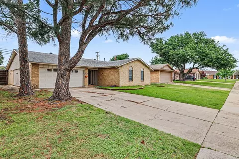 3417 Cavalier Ct, Irving, TX 75062