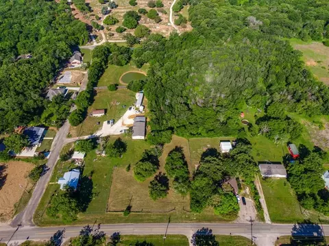 000 N Barron Rd, Covington, TX 76636 photo 10