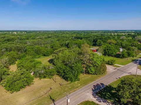 000 N Barron Rd, Covington, TX 76636 photo 13