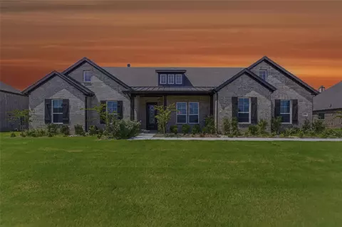 370 Cobb Rd, Leonard, TX 75452