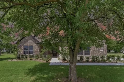 310 Cobb Rd, Leonard, TX 75452