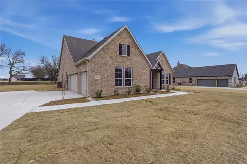 Exterior - 290 Cobb Rd, Leonard, TX 75452 photo 2 of 7