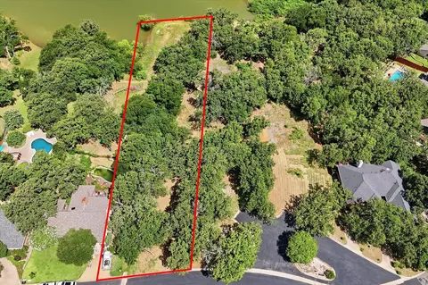 18 Royal Oaks Blvd, Hickory Creek, TX 75065