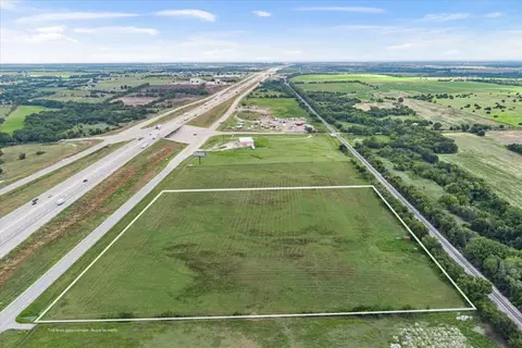 15179 N I-35, Troy, TX 76579