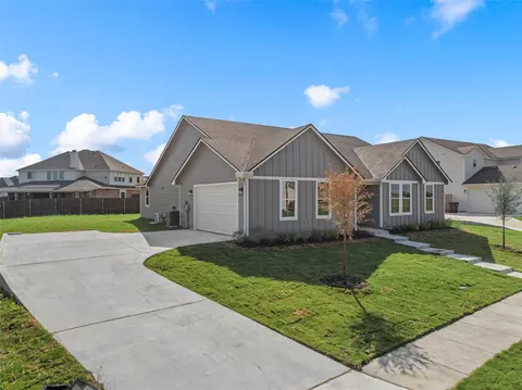 Exterior - 2012 Palafox Dr, Lorena, TX 76655 photo 5 of 6