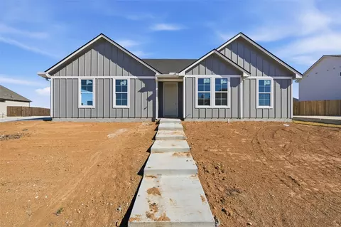 2012 Palafox Dr, Lorena, TX 76655 photo 1