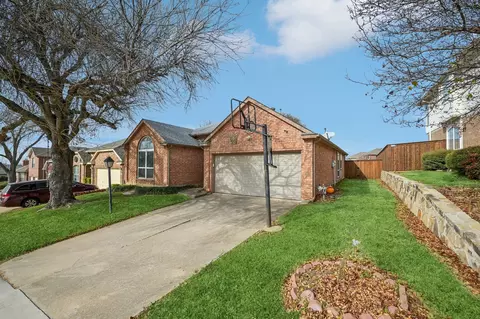 18519 Timber Oaks Dr, Dallas, TX 75287
