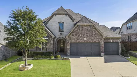 1136 Broadmoor Way, Roanoke, TX 76262