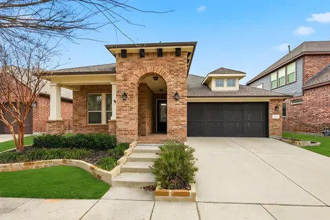 Exterior - 1533 8th St, Argyle, TX 76226 photo 1 of 7