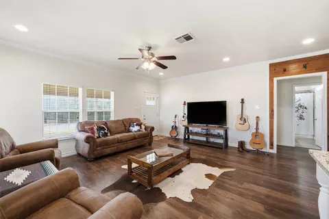 Living - 312 N Houston St, Lorena, TX 76655 photo 3 of 4