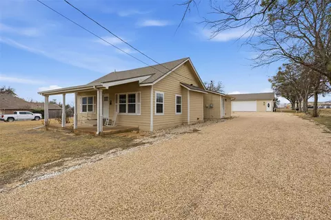 Other - 312 N Houston St, Lorena, TX 76655 photo 1 of 4