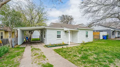 542 S Redford Ln, White Settlement, TX 76108