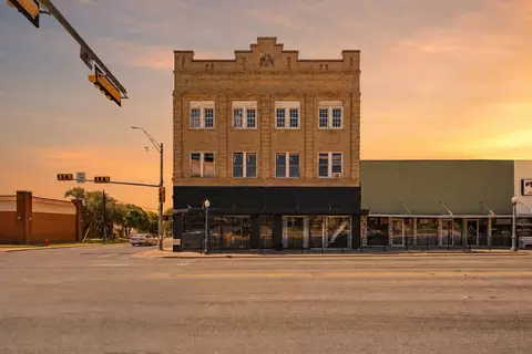 Other - 107 S Austin St, Comanche, TX 76442 photo 2 of 22